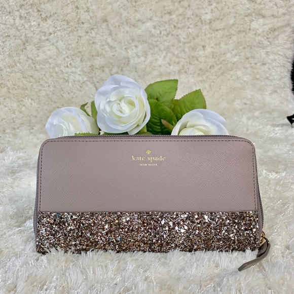 kate spade Handbags - Kate Spade Greta court neda glitter wallet